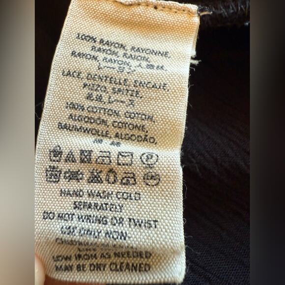 Free People Women’s Black Button Down Longsleeve Top Size XS Oversized Layer - Picture 6 of 9